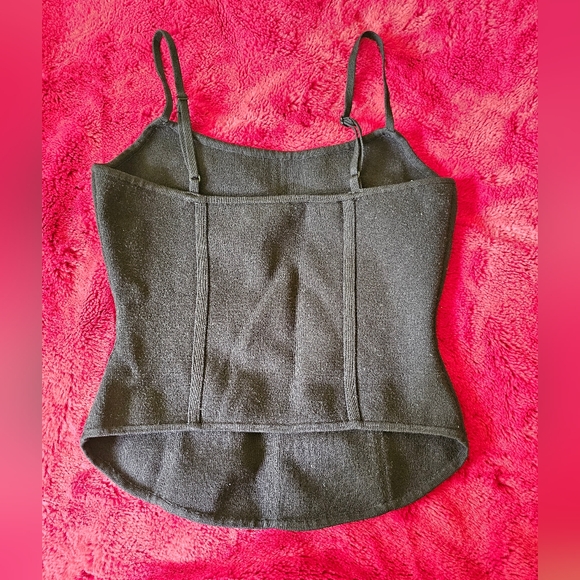 Babaton Sculpt Knit Bustier Camisole. Size M - Picture 6 of 10